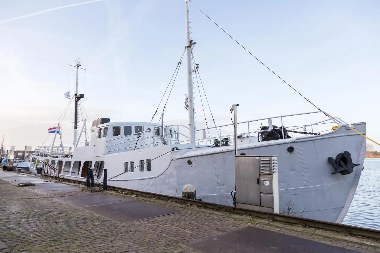 M/S Svalbard B&B Amszterdam
