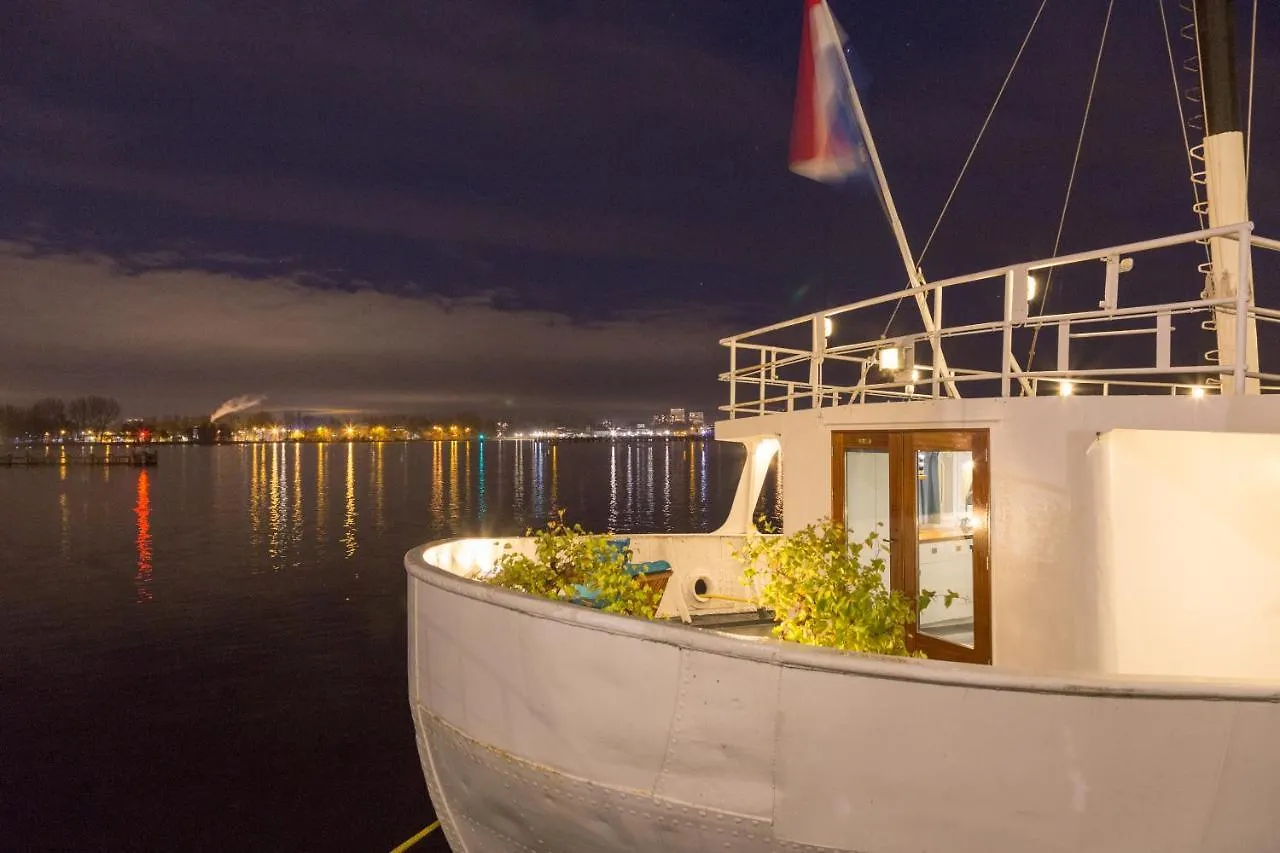 M/S Svalbard B&B Amsterdam
